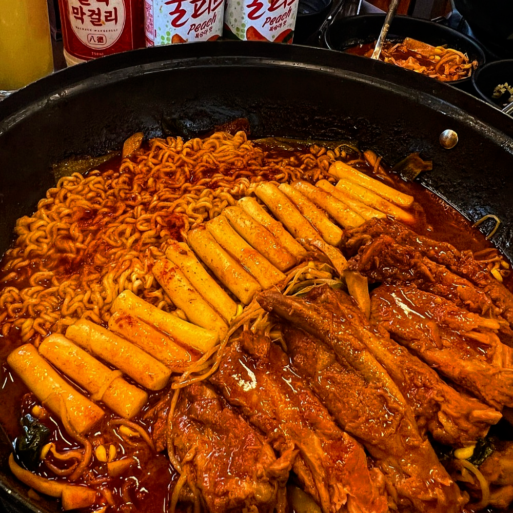[안양시 등갈비찜 맛집] 오랜 전통의 팔덕식당! 매운등갈비찜 1kg